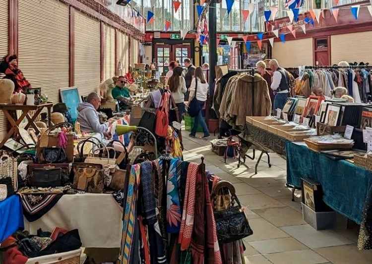 A 'huge' vintage fair will be taking place in Stockport Market Hall in the town centre on Sunday 15 June 2025, from 10am-4pm (Image - So Retro Events)