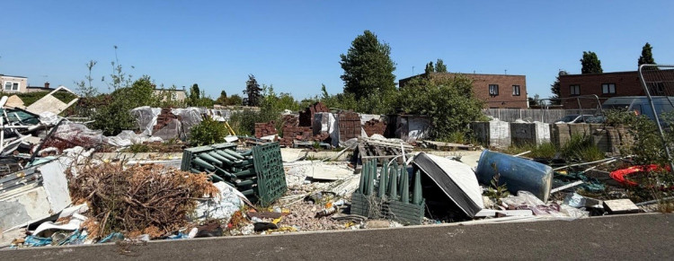 The state of the Lawns devel,opment pictured today by Nub News.
