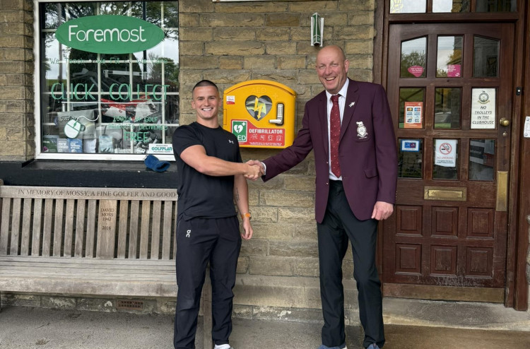 Stockport - you or your local business could get a FREE new defibrillator to benefit the local community, thanks to High Peak Comps (Image - High Peak Comps)