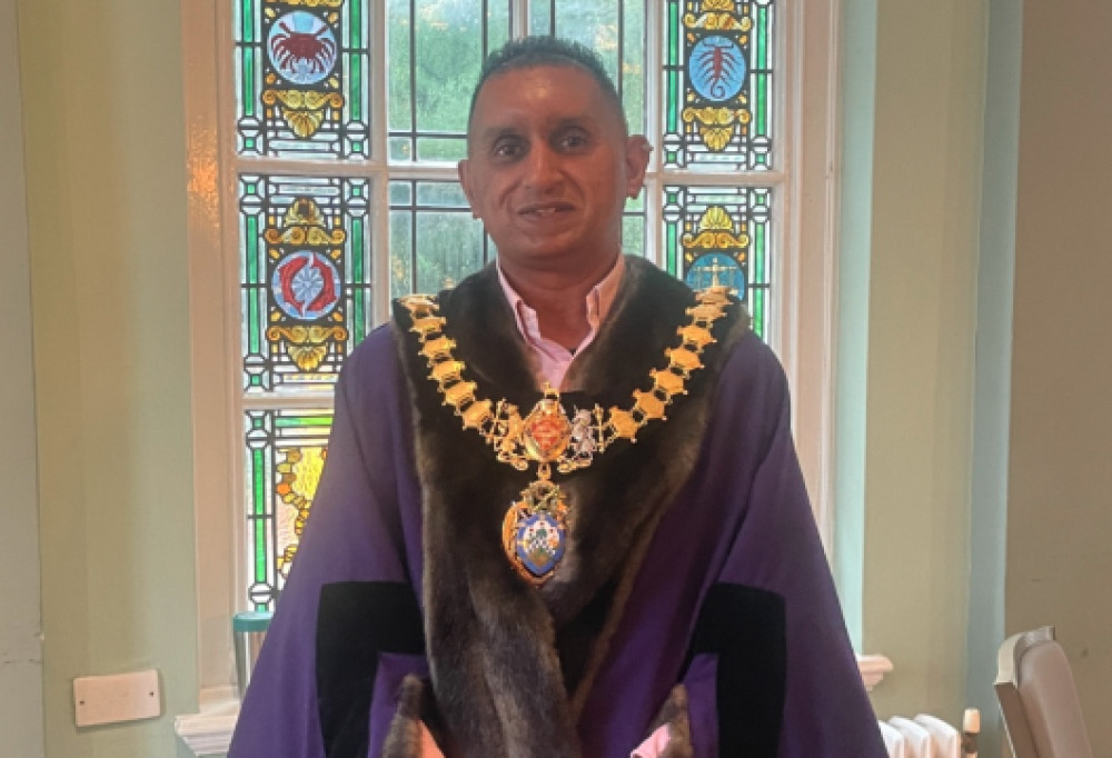 Cllr Ruggy Singh appointed as the Leamington Spa's new mayor (images via Nadia Sayed) Cllr Ruggy Singh appointed as the Leamington Spa's new mayor (images via Nadia Sayed)