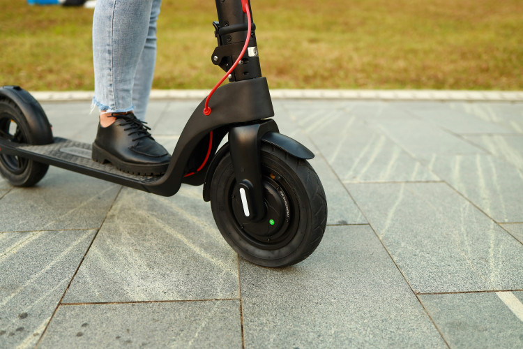 Police in Shepton Mallet warn against illegal e-scooter use as instances rise.