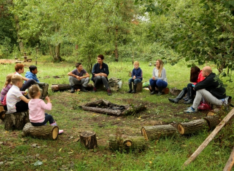 Plenty of opportunities in and around Shepton this week — from classroom roles to tech support and outdoor education.