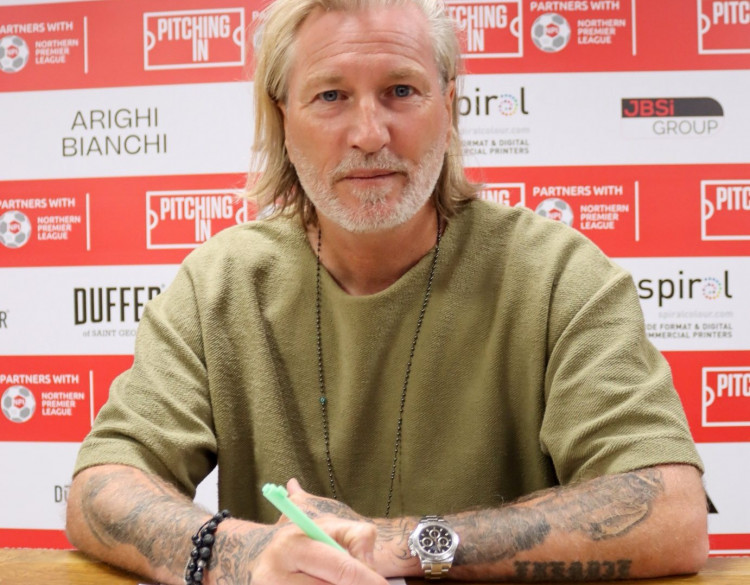 Robbie Savage has agreed a two-year extension with the Silkmen (Credit: Macclesfield FC)