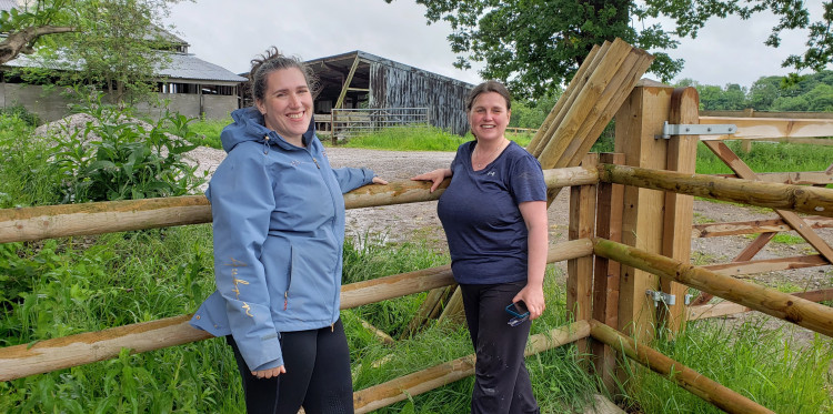 Alex Northover And Vicky Bates Saltersford Farm At Twemlow2 Alex Northover And Vicky Bates Saltersford Farm At Twemlow (Belinda Ryan, LDRS)