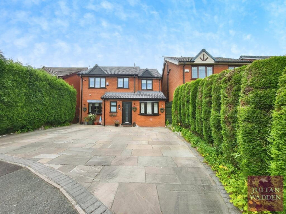 Julian Wadden presents their property of the week - this beautiful, spacious detached in a Reddish cul-de-sac (Image - Julian Wadden) Julian Wadden presents their property of the week - this beautiful, spacious detached in a Reddish cul-de-sac (Image - Julian Wadden)