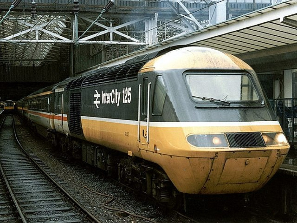 This picture shows an InterCity 125 at Manchester Piccadilly in 1986 (Image - Dave Hitchborne / Wikimedia Commons) This picture shows an InterCity 125 at Manchester Piccadilly in 1986 (Image - Dave Hitchborne / Wikimedia Commons)