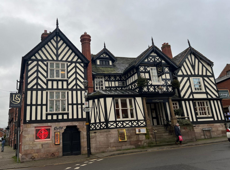 Two men who broke into a hotel on Swan Bank have been jailed (Credit: Nub News)