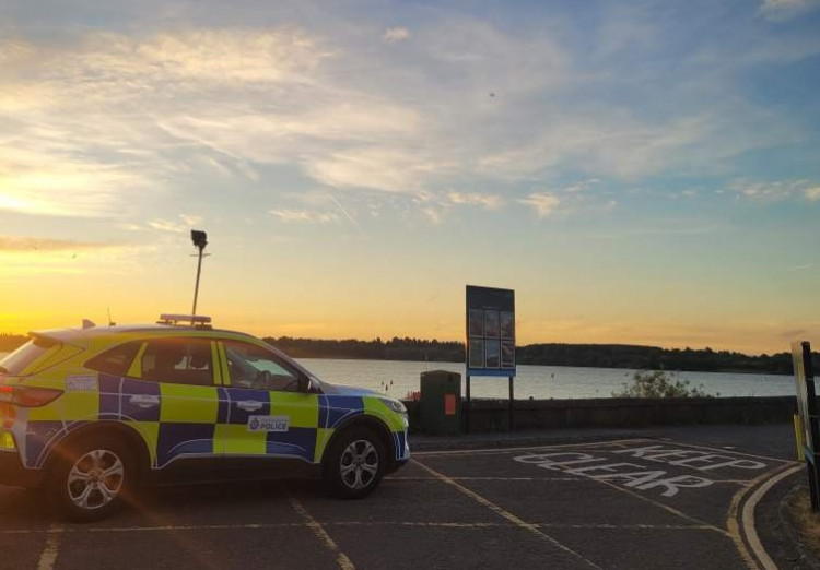 Emergency services remain at Draycote Water (Image by Stephen McKay)