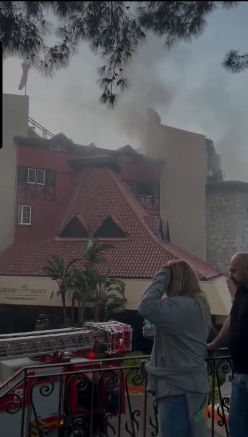 Fire crews responded as the blaze spread Fire crews responded as the blaze spread