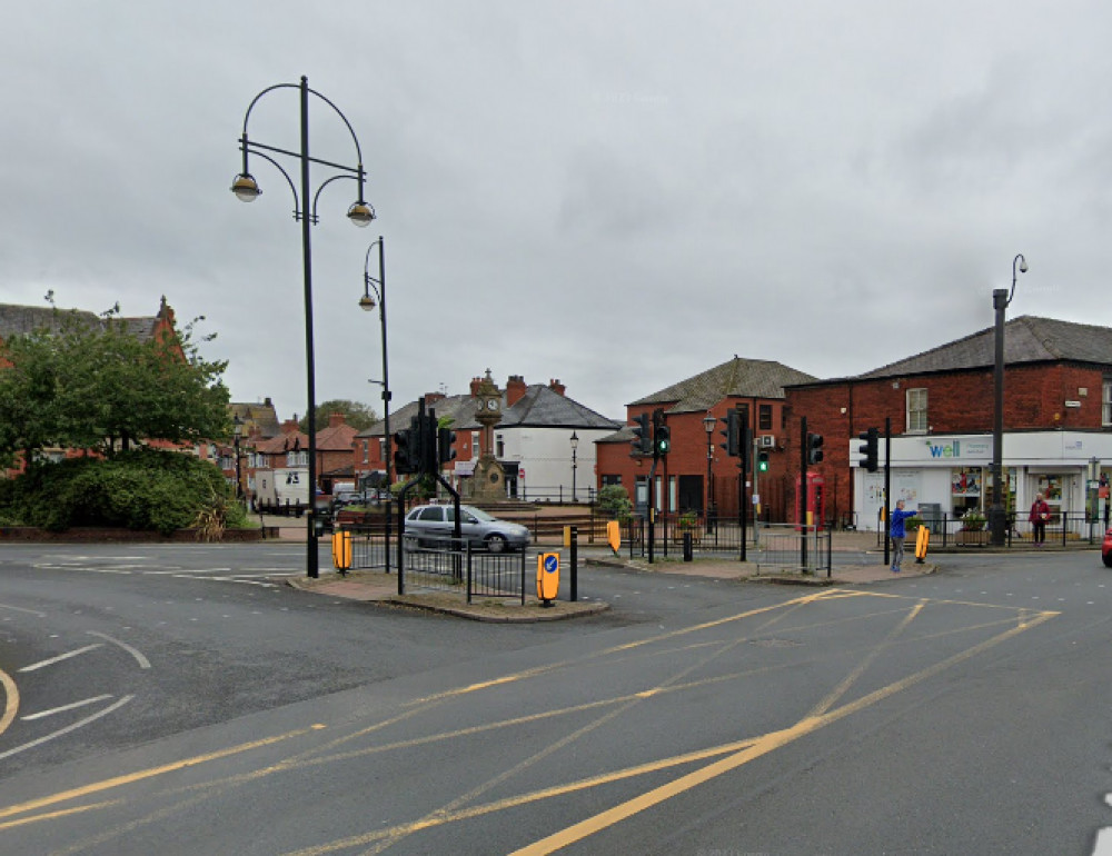 Police are appealing for information after a man was forced off his bike while waiting at traffic lights in Reddish on Friday 30 May (Image - Google Maps)) Police are appealing for information after a man was forced off his bike while waiting at traffic lights in Reddish on Friday 30 May (Image - Google Maps))