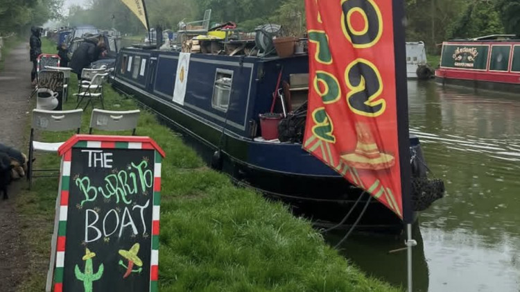 A floating Mexican eatery will be arriving in Leamington this weekend (images via The Burrito Boat)