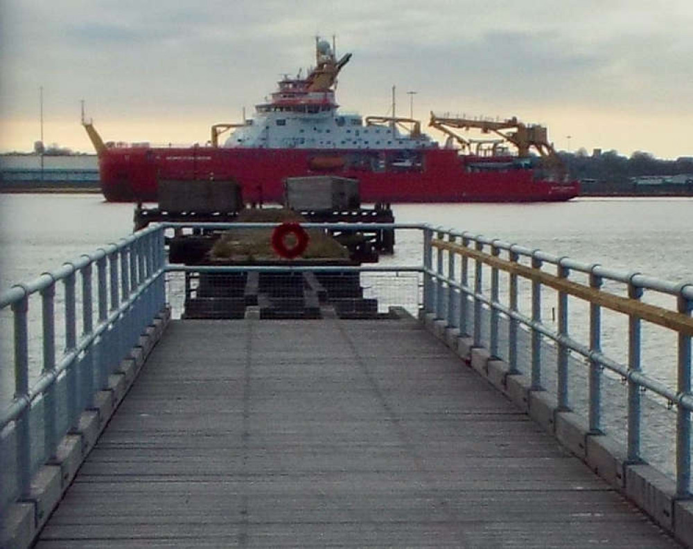 Sir David Attenborough leaving Shotley (Picture credit; Nub News)