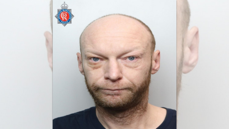 Police officers from the Stockport Central Neighbourhood Team are appealing to the public for help finding a wanted man (Image - GMP)