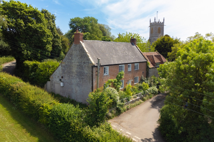 Elegant, expansive and full of charm – Rookery in Pitney blends 18th-century character with modern comfort and business potential.