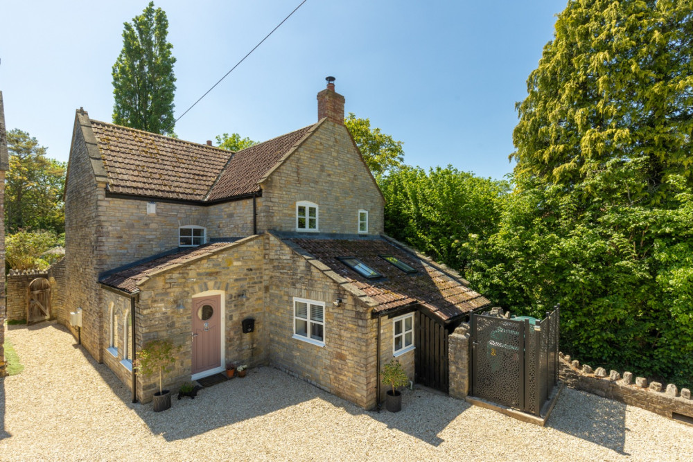 South-facing and full of character – this barn conversion in North Wootton blends country charm with Glastonbury flair. South-facing and full of character – this barn conversion in North Wootton blends country charm with Glastonbury flair.