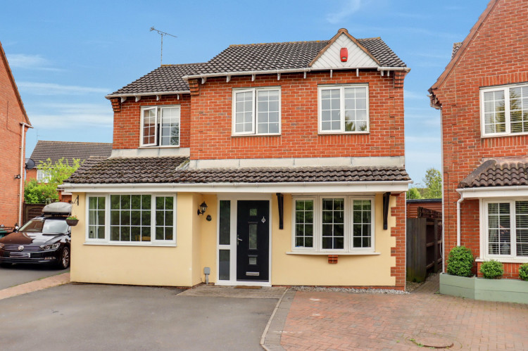 The property is deally situated in Swadlincote. Photos: EweMove Ashby