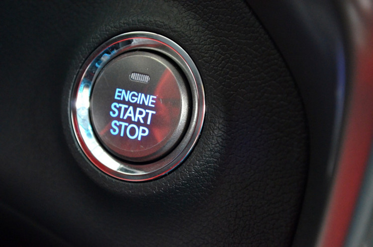 Police are urging owners of cars with keyless entry system to be vigilant. (Image by Public Domain Pictures at Pixabay)
