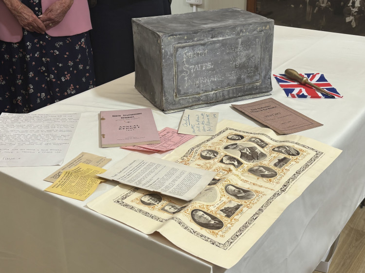 The Royal Infirmary time capsule was unveiled at the Royal Stoke. (Nub News)