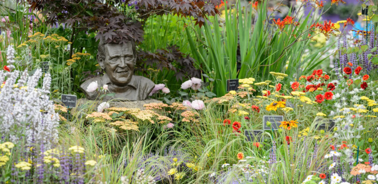 Visit Rutland's Barnsdale Gardens after dark with this unique opportunity to explore (Photo: Gardener's Live)