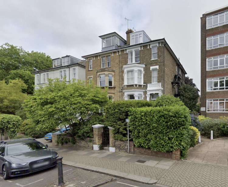 A planning application seeks to convert a multi-flat property on Richmond Hill back into a single-family home, with heritage and energy efficiency improvements proposed (credit: Google Maps).