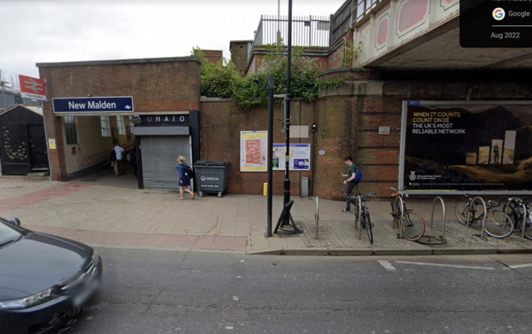 There is currently a signalling problem on the railway line at New Malden Station (Image via Google Maps)