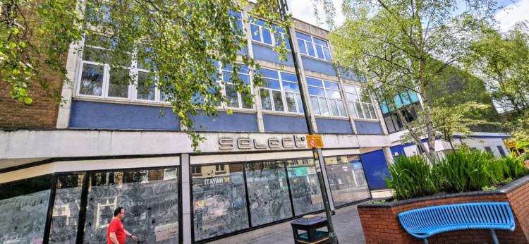 Premier Living Homes will transform the former Burfold House offices into new 25 residential units, with 12 flats on the first floor and 13 on the second floor (Ryan Parker).