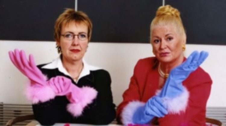 Nantwich celebrity resident, Kim Woodburn, who rose to fame in Channel 4's TV reality show “How Clean Is Your House?” died on Monday 16 June following a short illness (Channel 4).