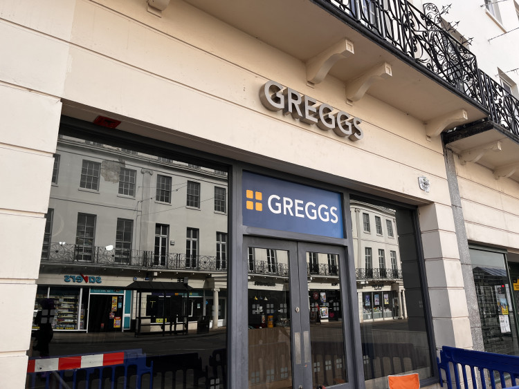 Greggs in Leamington has closed for refurbishment and will reopen on 26 June (images via Nub News) 
