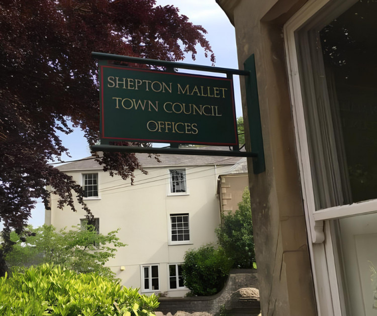 Shepton Mallet Town Council, run by 16 volunteer councillors, focuses on local services.