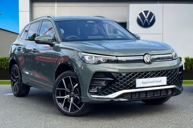 Our motors partner at Crewe Volkswagen are delighted to present this Approved Used Tiguan as its Car of the Week (Swansway).