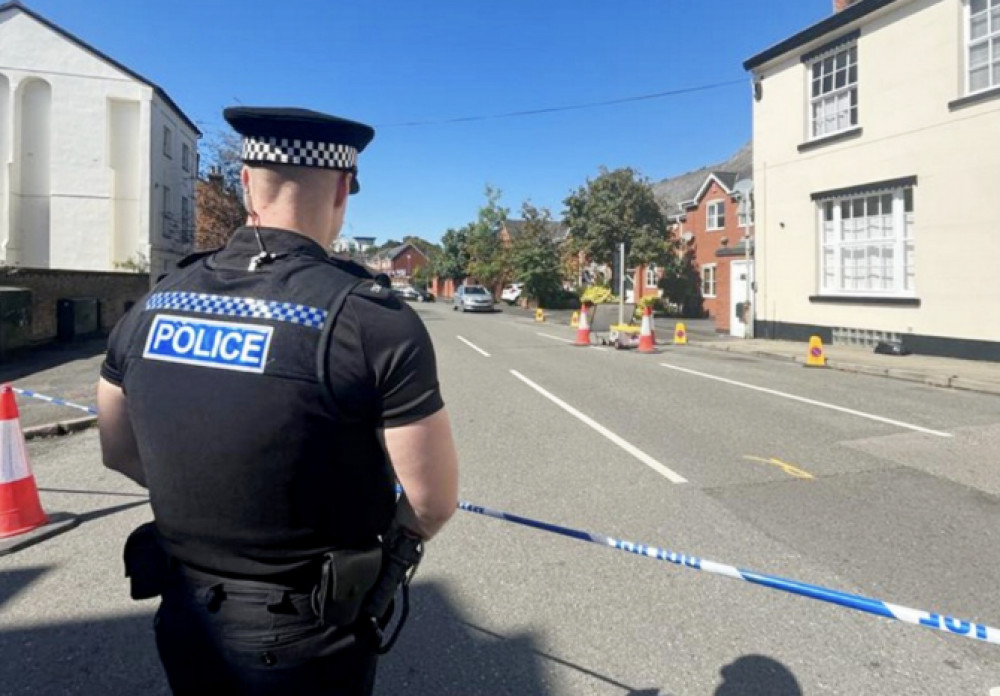 Warwickshire Police seek information on Leamington burglary which occured in the early hours of Monday 16 June (image via SWNS) Warwickshire Police seek information on Leamington burglary which occured in the early hours of Monday 16 June (image via SWNS)