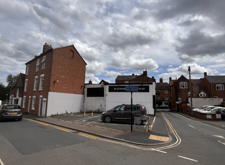 Plans have been proposed for a two and three-storey building containing five flats in Warwick (images via Nub News) 
