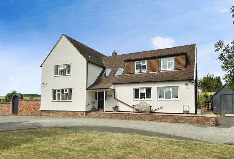 This week, we have looked at a six-bedroom home situated on Windmill Hill, currently available for £950,000
