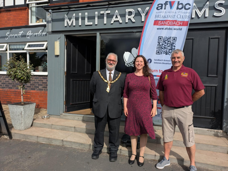 Sandbach Mayor, Cllr John Arnold with Congleton MP, Sarah Russell and Sean Thackwell from the Armed Forces and Veterans Club, Sandbach. (Photo: Nub News) 