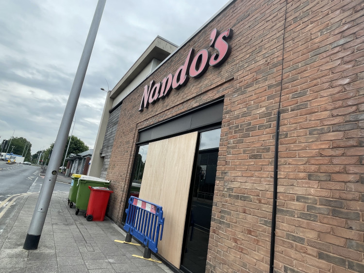 Police have confirmed that there were no serious injuries as a result of the collision outside Nando's on Monday 30 June (Image - Nub News)