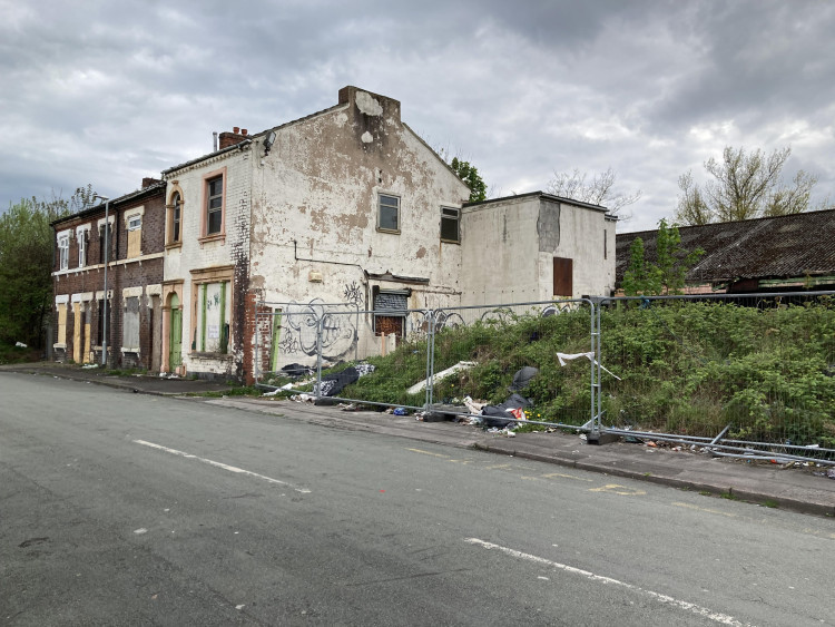 Rough sleepers were moved on from three makeshift camps in Stoke-on-Trent. (LDRS)
