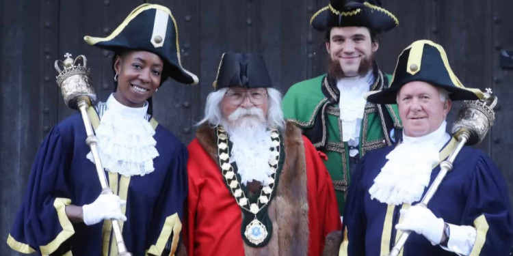 Glastonbury Town Council seeks an honorary Macebearer for civic events. 