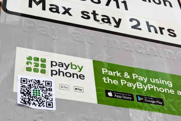 Drivers in Somerset are warned of fake QR codes on Wells parking meters that capture data. 