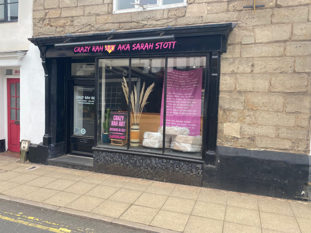 New art store to open on Smith Street in Warwick (image via Nub News) New art store to open on Smith Street in Warwick (image via Nub News)