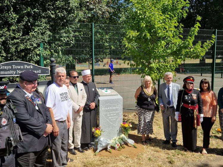 His Excellency Osman Topcagic, Ambassador of Bosnia and Herzegovina, Mayor of Thurrock Cllr Sue Shinnick, The Deputy Lieutenant of Essex Sidra Naeem and Leader of the Council Cllr. Lynn Worrall gather at the unveiling of the new memorial stone, marking 30 years of the Srebrenica massacre.