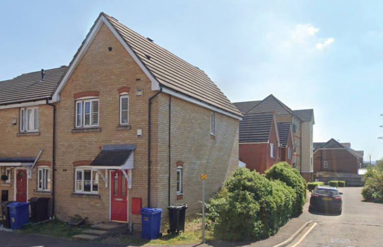 78 Rawlyn Close.