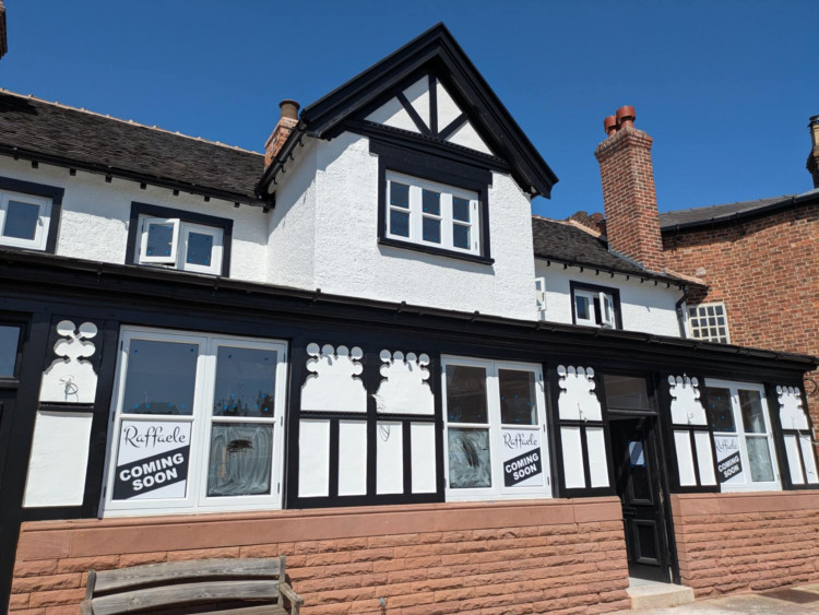 The £1m refurbishment of the old Saxon Grill/Crown Hotel for Raffaele is due to be completed by September. (Photo: Nub News)