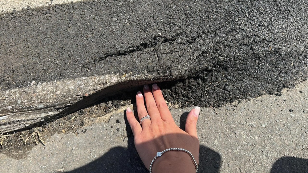 A 'drop kerb' that wasn't a drop. A 'drop kerb' that wasn't a drop.