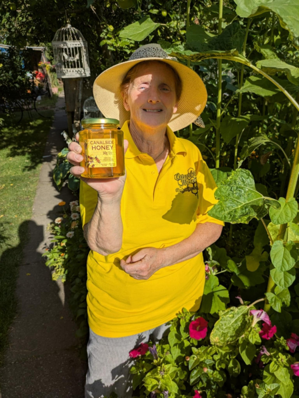 Gill Cain helps her husband Mick with Canalside Honey. (Photo: Gill Cain) Gill Cain helps her husband Mick with Canalside Honey. (Photo: Gill Cain)