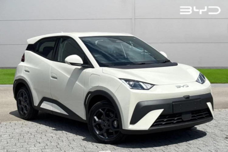 This BYD DOLPHIN SURF Boost is the cool, fun-loving model that mixes sharp design, a spacious interior, punchy performance and BYD’s trademark in-car technologies. (Photo: Swansway)