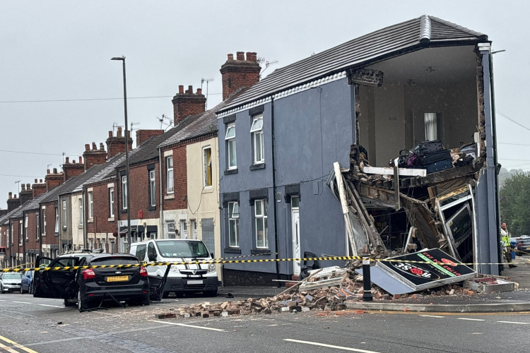 A car has crashed into a building on Scotia Road in Burslem. (Nub News)