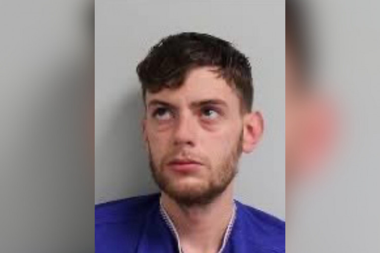 Richmond officers are searching for Peter Roberts in connection with Failure to Appear offences (credit: Met Police).