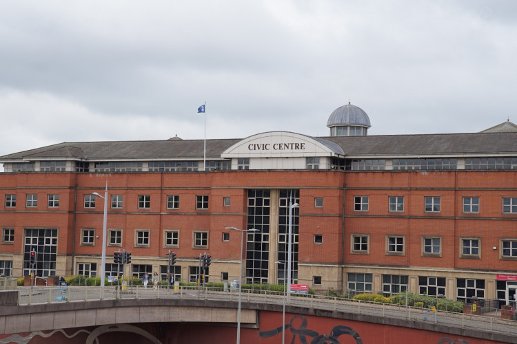 Stoke-on-Trent City Council leaders have agreed to extend existing services for another year. (Nub News)