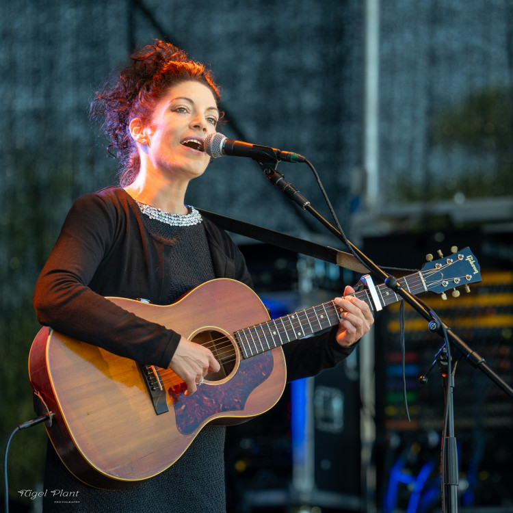 Edwina Hayes at St Saviours, St Albans