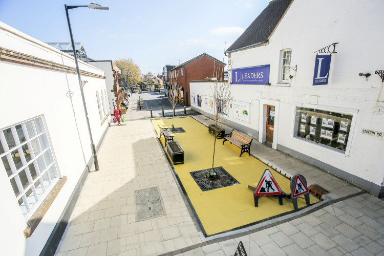 Station Road has been nicknamed 'Custard Corner' after being resurfaced yellow (image via SWNS)